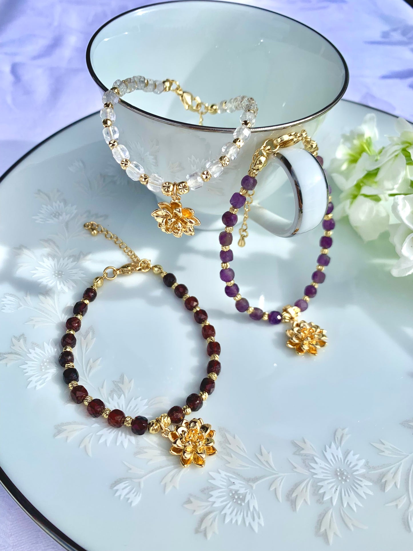 Sacred Gold Lotus & Amethyst Style Beaded Bracelet